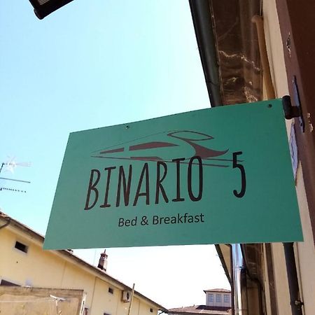 مبيت وإفطار لوكا Binario 5 المظهر الخارجي الصورة